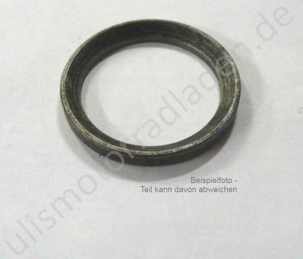 Abstandsring auf Kurbelwelle zwischen &Ouml;lschleuderblech und Lager f&uuml;r BMW R24-R27